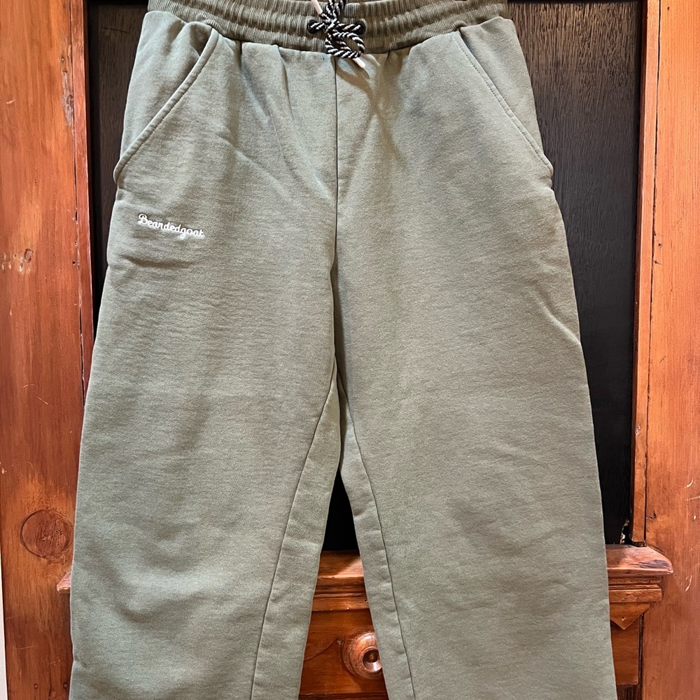 SOLD Bearded Goat Women’s Overnight Sweatpants